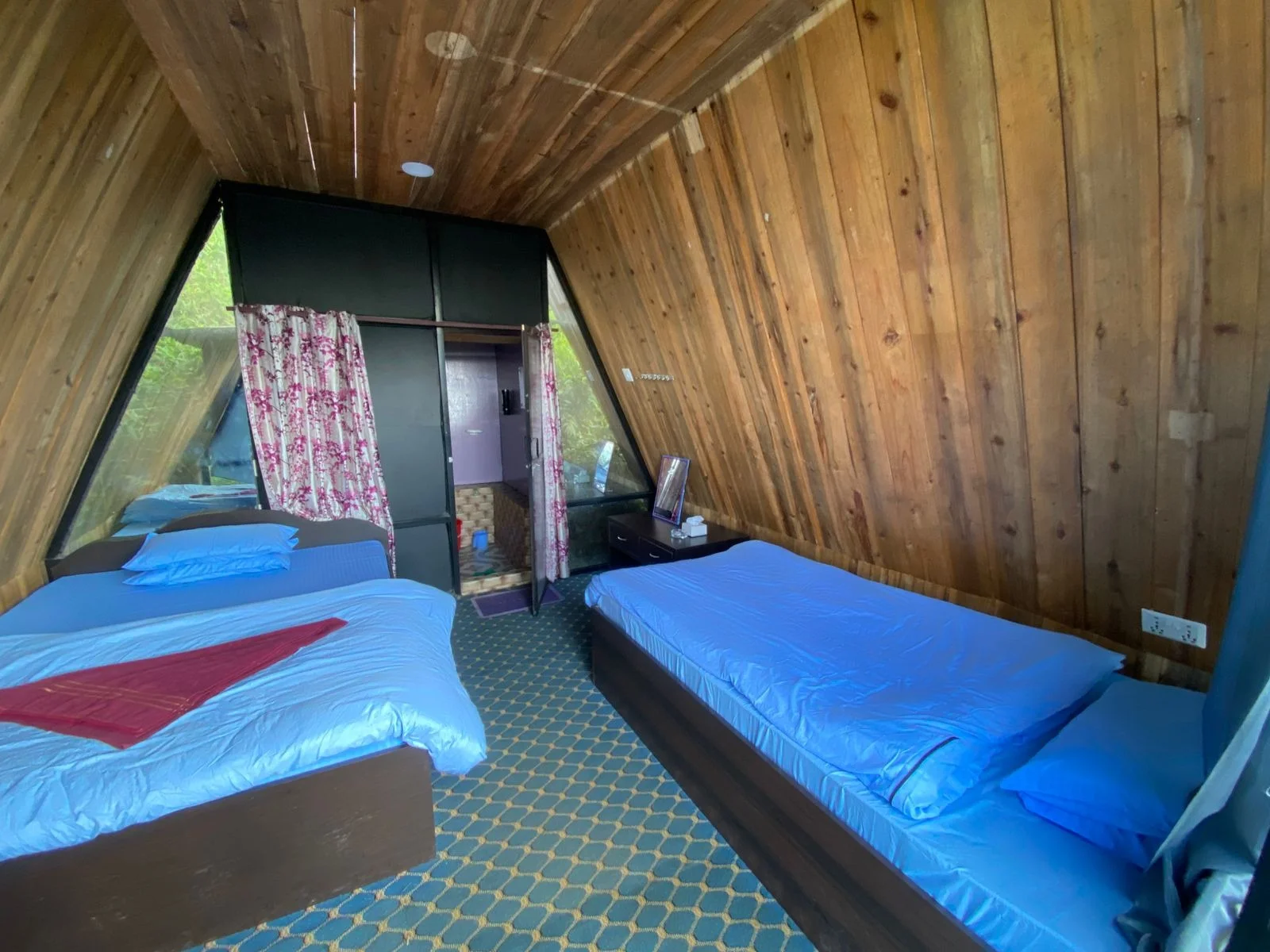 Cottage Room