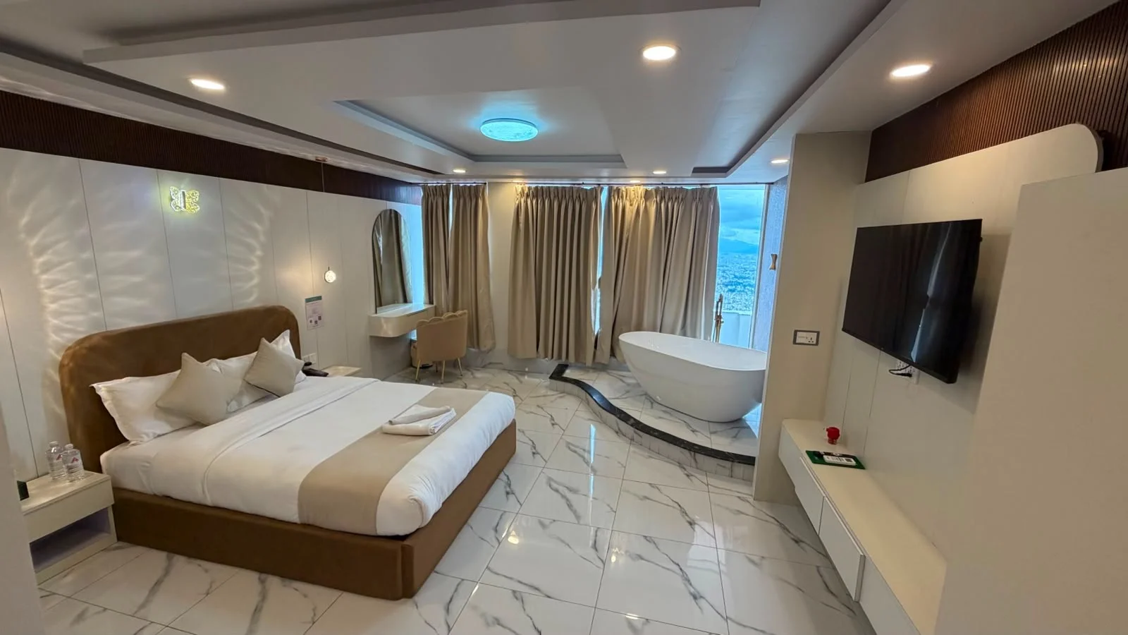 Premium Suite 