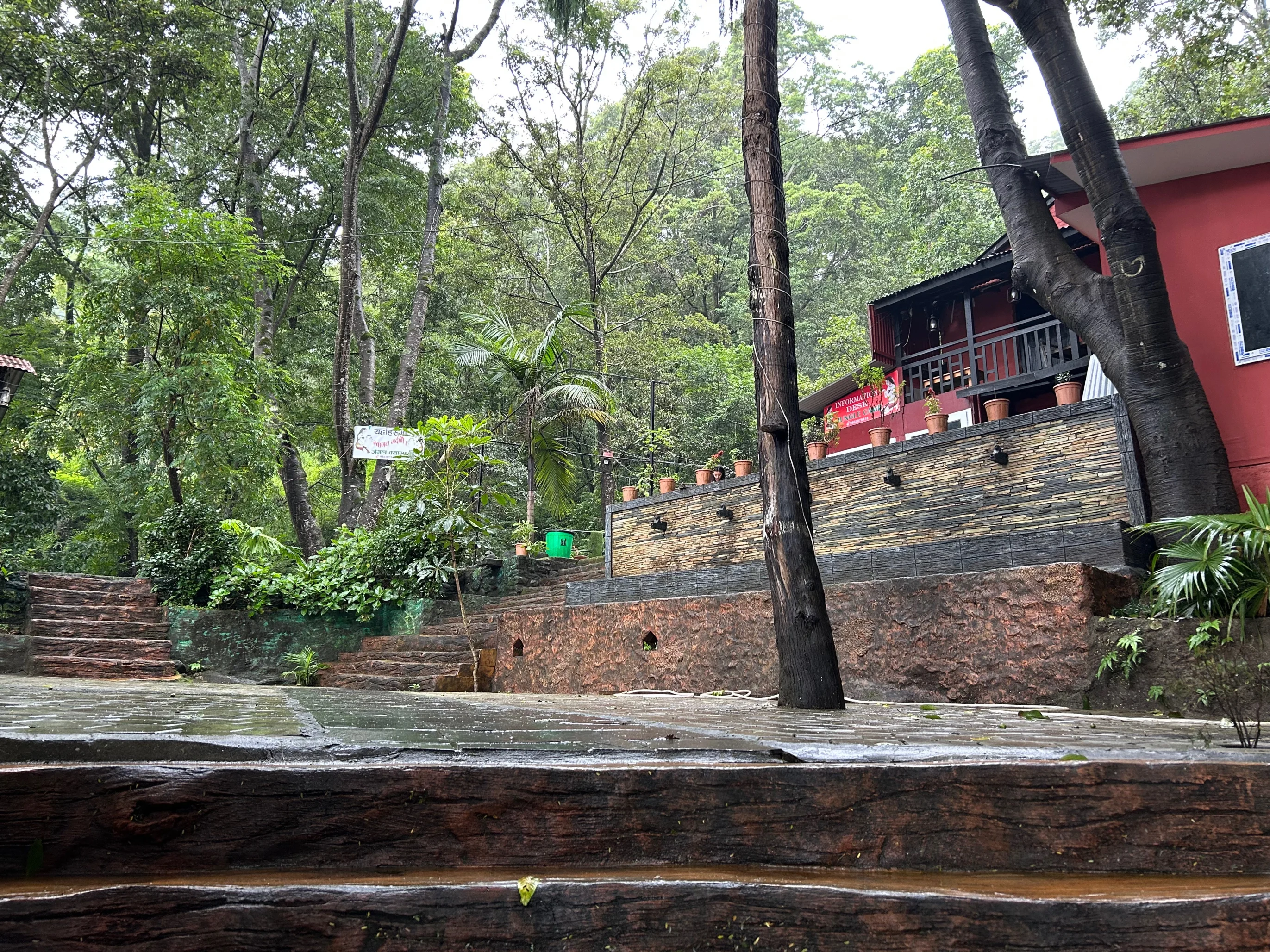 Resort in Middle of Jungle Budhanilkantha 